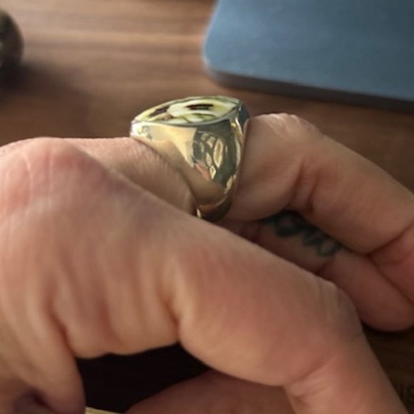 Shell Silver Ring - Picture 3 of 7